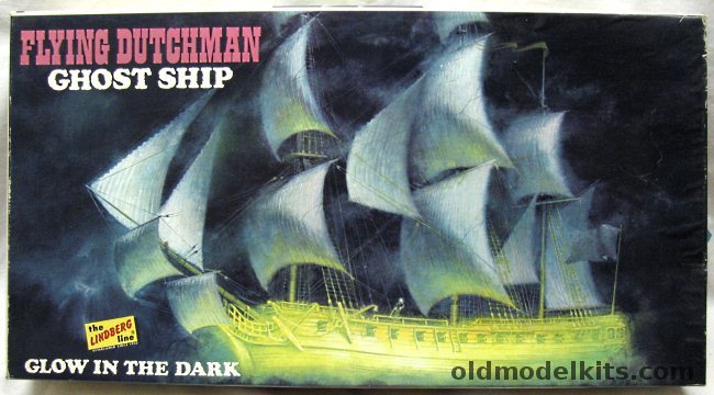 Lindberg 1/143 Flying Dutchman Ghost Ship (ex-Wappen Von Hamburg) - with Sails, 822 plastic model kit